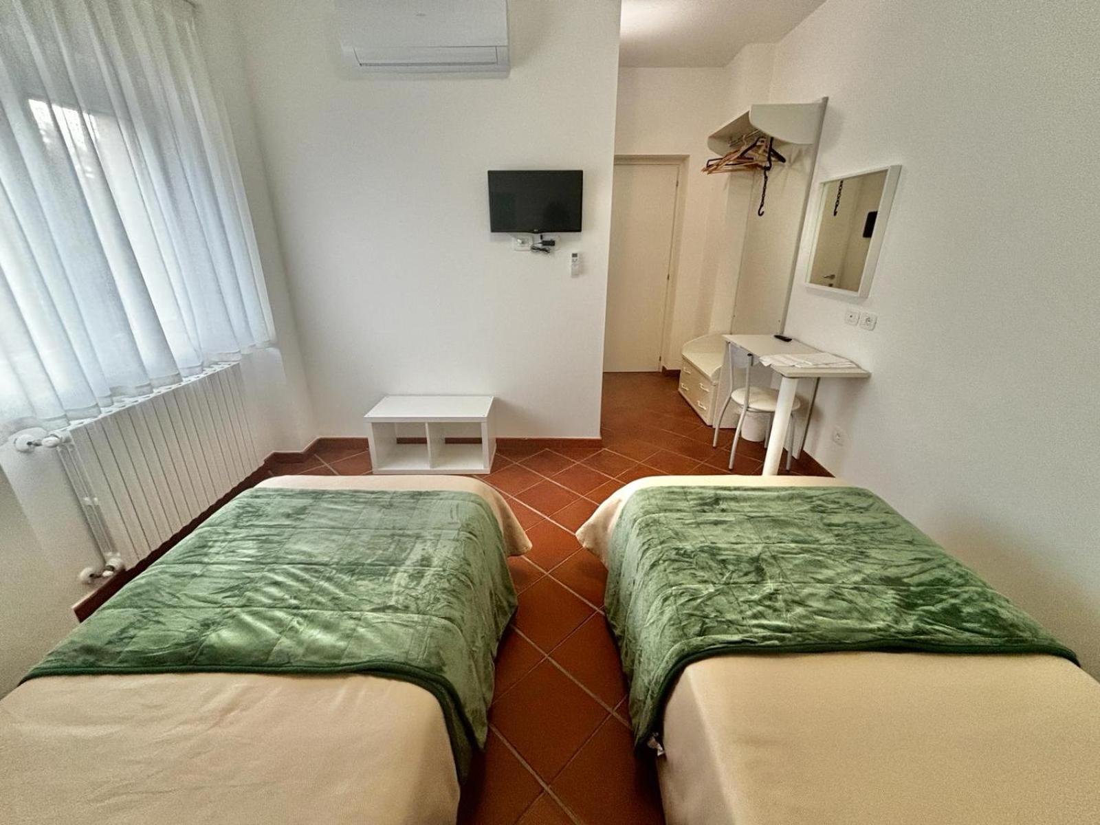 La Nuova Dimora B&B LʼAquila Esterno foto